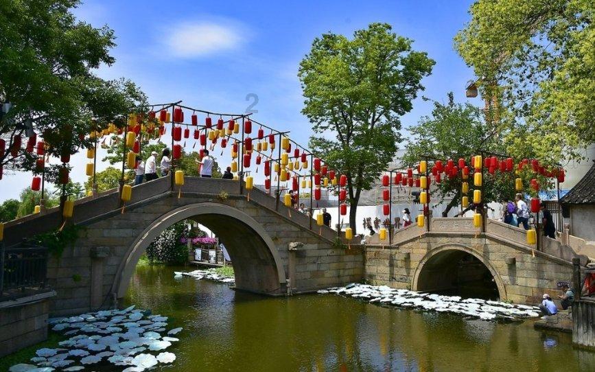 保利发展:去年净利润约120亿元,2023-2025年分红比例不低于40%
